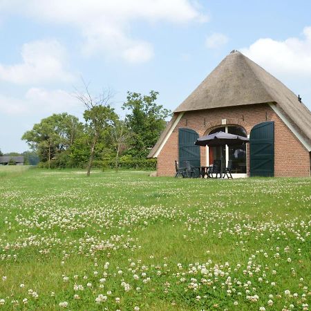 Monumental Farm In The Ash Landscape Geesteren (Gelderland) Exterior foto